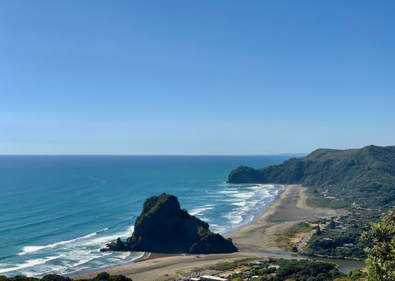 Piha Beach-1